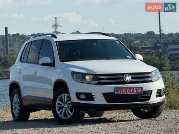 Авто Volkswagen Tiguan 2017 № 8945698