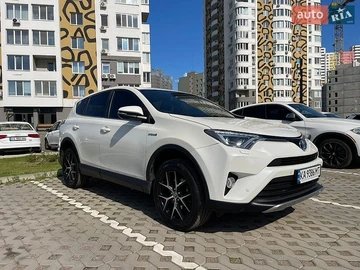Авто Toyota Rav4 2017 № 8945901