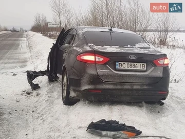 Авто Ford Fusion 2013 № 8946095