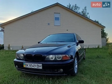 Авто BMW 5 Series 2000 № 8946101