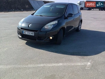 Авто Renault Scenic 2010 № 8946310