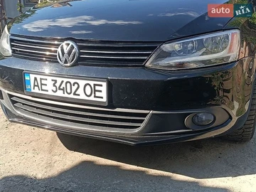 Авто Volkswagen Jetta 2012 № 8946444