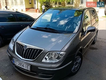 Авто Lancia Phedra 2009 № 8946535