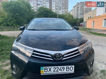 Авто Toyota Corolla 2013 № 8946608