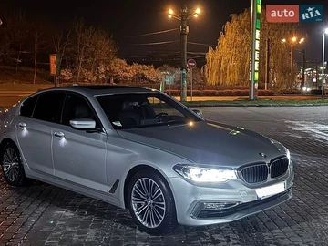 Авто BMW 5 Series 2018 № 8946733
