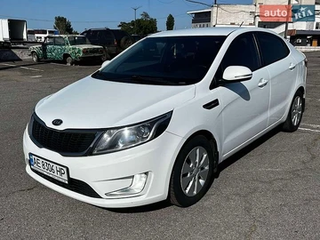 Авто KIA Rio 2013 № 8947034