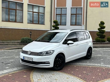 Авто Volkswagen Touran 2018 № 8947210