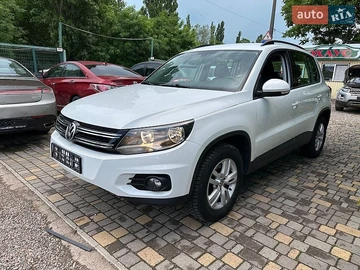 Авто Volkswagen Tiguan 2017 № 8947432