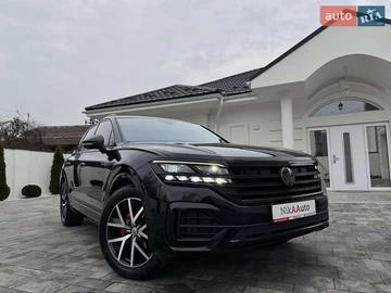 Авто Volkswagen Touareg 2018 № 8947960