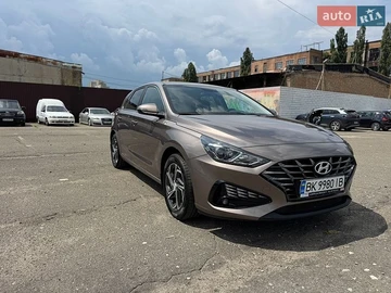 Авто Hyundai I30 2021 № 8948239