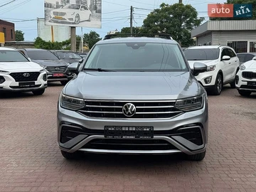 Авто Volkswagen Tiguan 2022 № 8948309