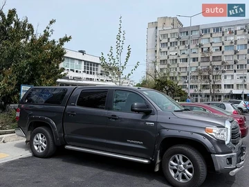 Авто Toyota Tundra 2015 № 8948333