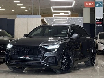 Авто Audi Q8 2021 № 8948396