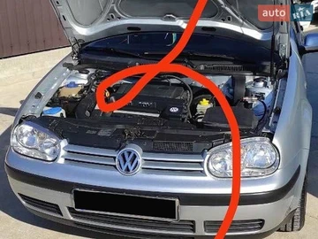 Авто Volkswagen Golf 2000 № 8948445
