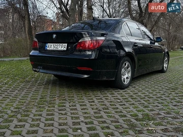 Авто BMW 5 Series 2003 № 8948499
