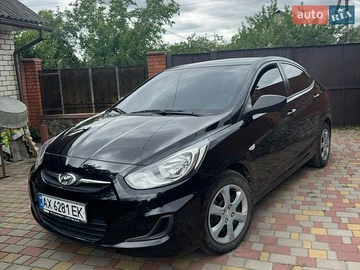 Авто Hyundai Accent 2015 № 8948571