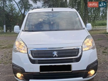 Авто Peugeot Partner 2017 № 8948685