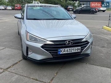 Авто Hyundai Elantra 2018 № 8948686
