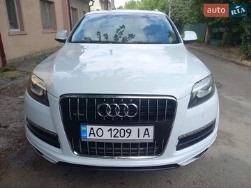 Авто Audi Q7 2012 № 8948745