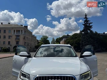 Авто Audi Q5 2013 № 8948825