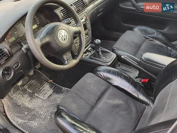 Авто Volkswagen Passat 2000 № 8949073