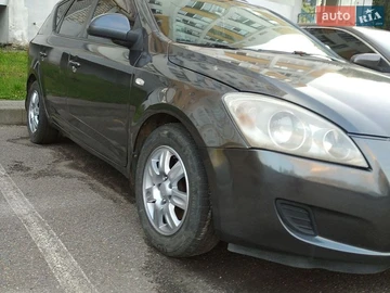 Авто KIA Ceed 2008 № 8949201