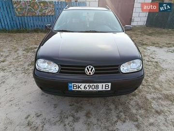 Авто Volkswagen Golf 2002 № 8949306