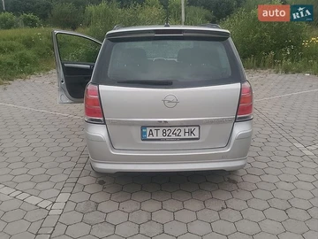 Авто Opel Zafira 2006 № 8949335