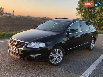 Авто Volkswagen Passat 2010 № 8949368
