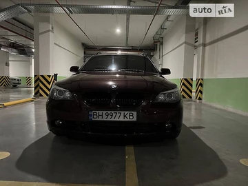 Авто BMW 5 Series 2005 № 8949369