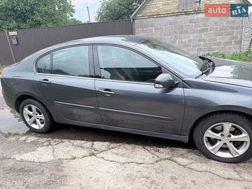 Авто Renault Laguna 2011 № 8949371