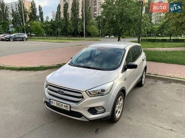 Авто Ford Escape 2018 № 8949542