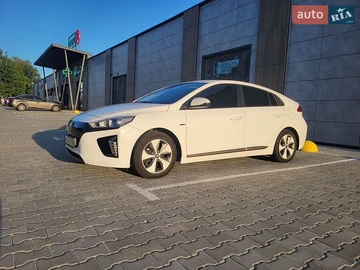 Авто Hyundai Ioniq 2018 № 8949570