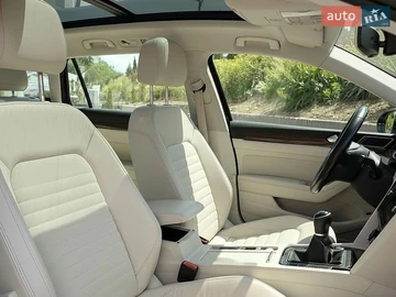 Авто Volkswagen Passat 2015 № 8949758