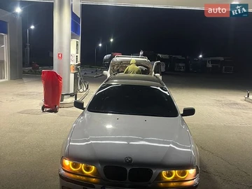 Авто BMW 5 Series 2003 № 8949800