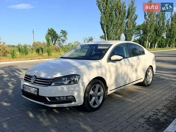 Авто Volkswagen Passat 2013 № 8949813
