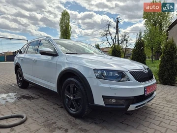 Авто Skoda Octavia Scout 2016 № 8949825