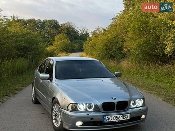 Авто BMW 5 Series 2002 № 8949902
