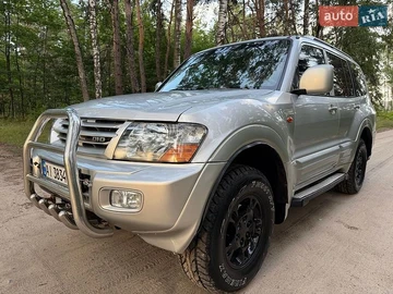 Авто Mitsubishi Pajero 2002 № 8949929