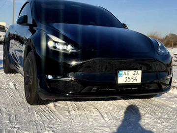 Авто Tesla Model Y 2024 № 8949952
