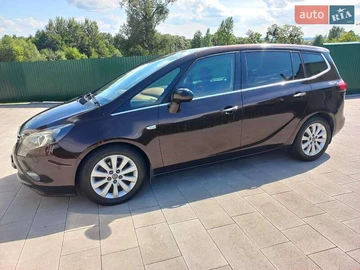 Авто Opel Zafira 2012 № 8950047