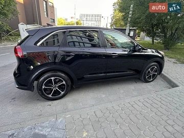Авто KIA Niro 2018 № 8950101