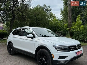 Авто Volkswagen Tiguan 2020 № 8950131