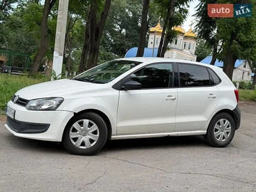 Авто Volkswagen Polo 2010 № 8950141