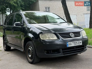 Авто Volkswagen Touran 2004 № 8950145