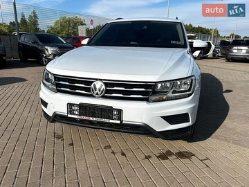 Авто Volkswagen Tiguan 2017 № 8950211