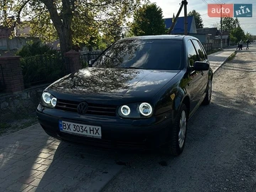 Авто Volkswagen Golf 1999 № 8950279