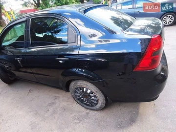 Авто Chevrolet Aveo 2011 № 8950282