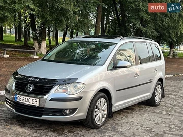 Авто Volkswagen Touran 2007 № 8950315