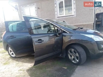 Авто Peugeot 3008 2011 № 8950325